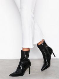 NLY Shoes Patent Stiletto Boot Svart