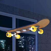 Light Cruiser - LED-pendellampe i skateboardform