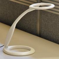 I hvitt - fleksibel lampe 360 til arbeidsplassen