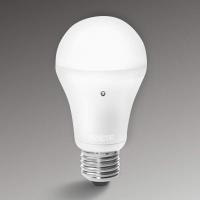 E27 8,5 W LED-sensorlampe, varmhvit