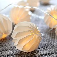 Sart LED-lyskjede Paper Flower hvit