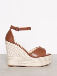 Wedge - Brun NLY Shoes Wedge Heel Sandal