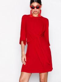 Loose fit - Red Ax Paris Knot Front Dress