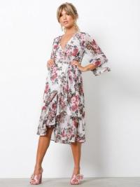 Loose fit - Blomstrete NLY Trend Frill Wrap Dress