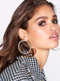 NLY Accessories Thick Texture Hoops