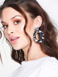 Missguided Jewelry Resin Hoop Drops