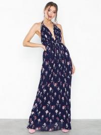 Missguided Floral Pleated Plunge Cami Dress