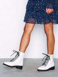 NLY Shoes Lace Up Flat Boot Hvit